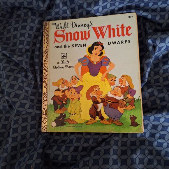 snow white and the seven dwarfs - Picture 1 of 7